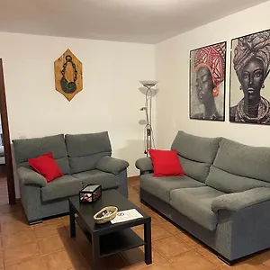 Rostros , La Santa España